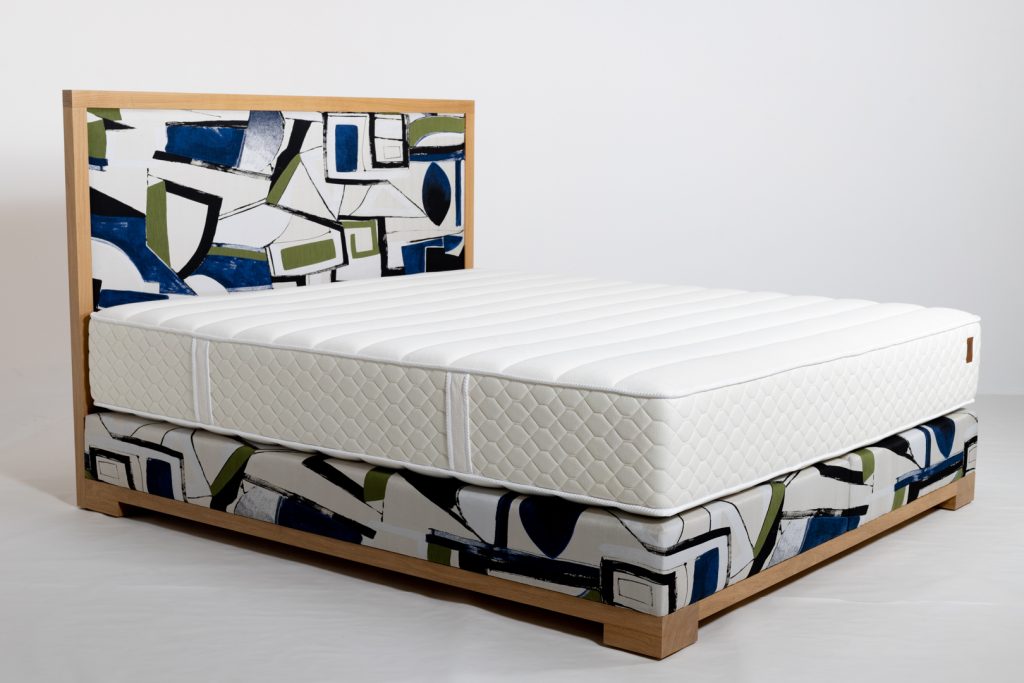 Matelas Latex 100% Talalay Adrien 4 Lit louise Chêne et tissu eugenio laguna