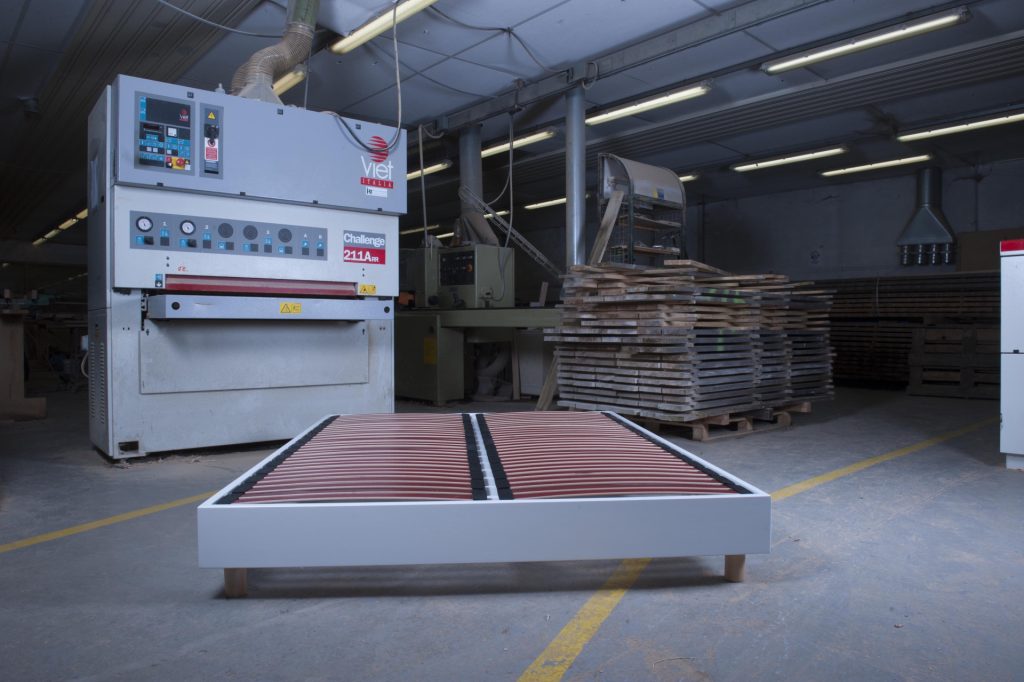 Sommier à Lattes 708 2 Sommier à lattes 708 en Hêtre massif