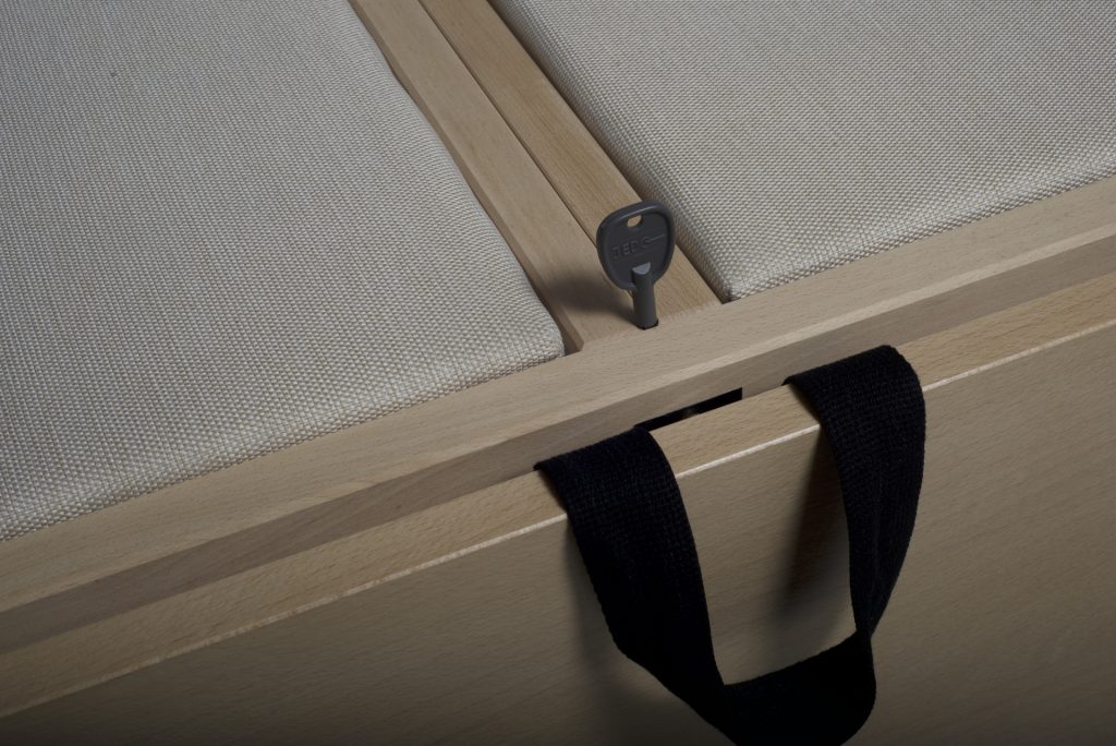 Lit Coffre Bois Massif Charme BIBO 5 Clé et vérou pour lit coffre